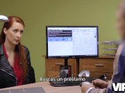 VIP4K. Isabella le da a su vagina afeitada por follar para obtener un gran 1/16