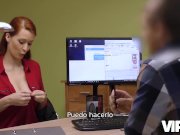 VIP4K. Isabella le da a su vagina afeitada por follar para obtener un gran 3/16