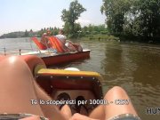 HUNT4K. L'uomo brutale vende la sua vagina GF a un uomo ricco nel parco 3/16