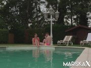 MARISKAX Busty cougar Sandy Lou gets fucked outdoors 1/16