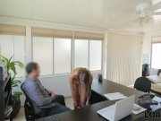 LOAN4K. Naive Studentin kann nur dann Geld bekommen, wenn sie den Agenten z 5/16