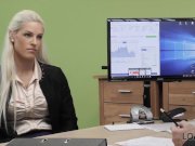 LOAN4K. Towheaded Lassie kann einen Geschäftskredit bekommen, wenn der Agen 5/16