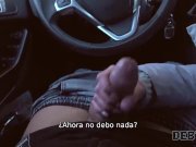 DEBT4k. La chica tiene un préstamo, ¿por qué le pide a un extraño que lo cu 9/16