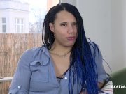 Eine Schweizerin mit dem Hang zum Reiten 11/16