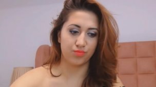 Busty GirlFriend Loves Fingering on Cam