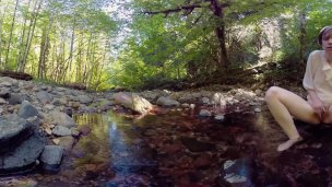 Yanks VR Presents Carmen December's Clit Cum