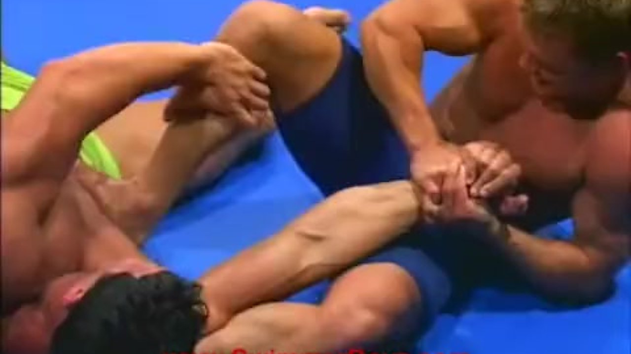 gay porn muscle wrestling speedos